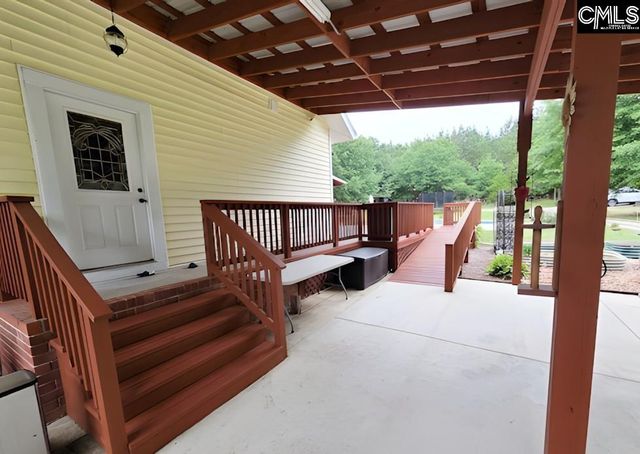 1366 Old Golf Course Road, Batesburg, SC 29006