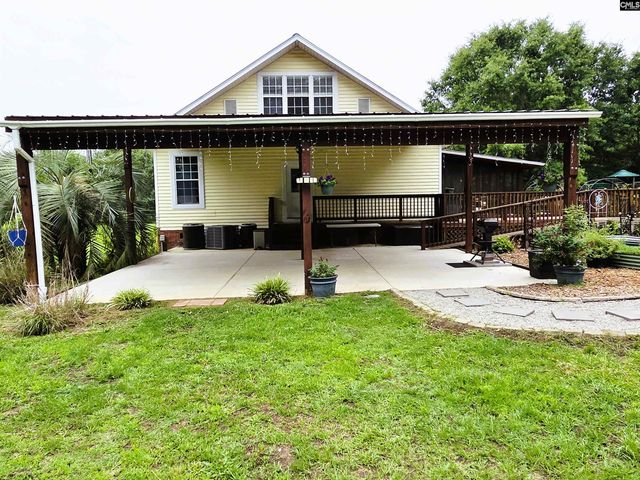 1366 Old Golf Course Road, Batesburg, SC 29006