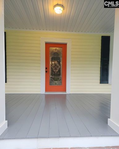 1366 Old Golf Course Road, Batesburg, SC 29006