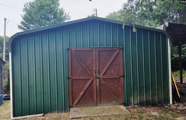 1366 Old Golf Course Road, Batesburg, SC 29006