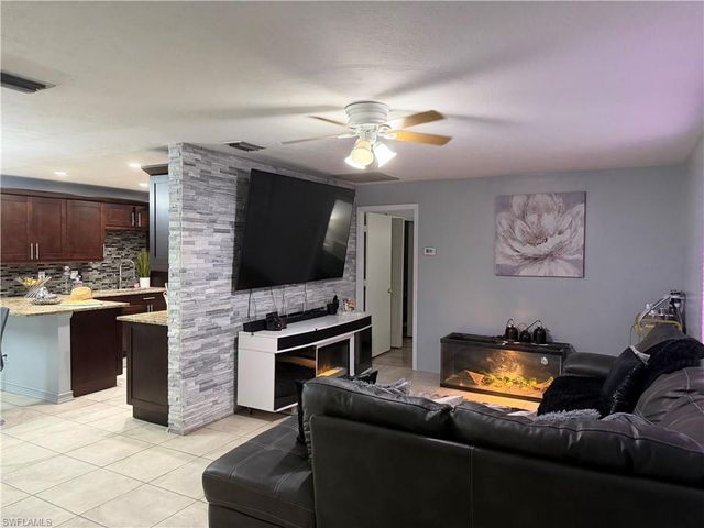 209 Felix AVE N, Lehigh Acres, FL 33971