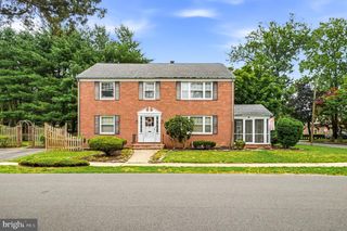 401 CREST AVE, Haddon Heights, NJ 08035
