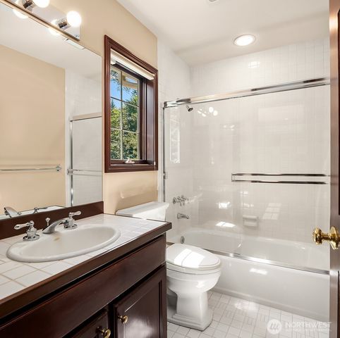19955 NE 129th Street, Woodinville, WA 98077