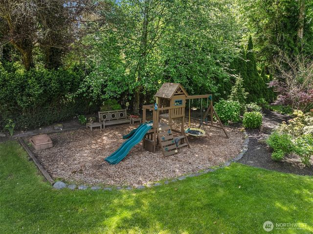 19955 NE 129th Street, Woodinville, WA 98077