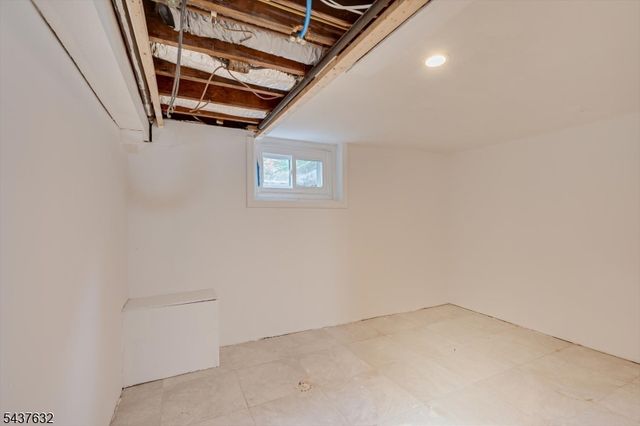 44 Lynwood Ave, Franklin Twp., NJ 08823