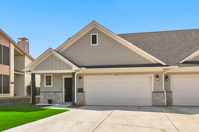 216 Wayside Court, Bedford, TX 76021