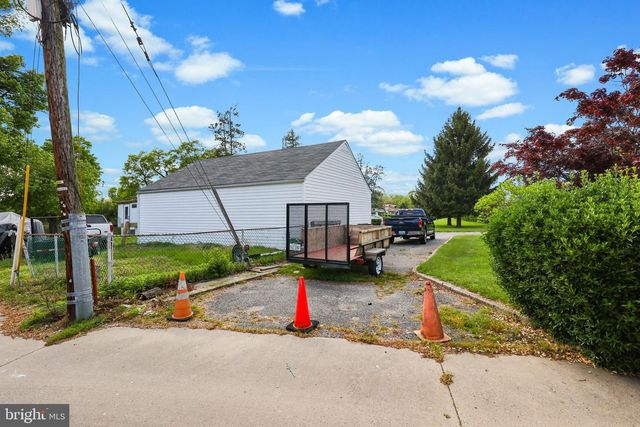 2005 EASTERN BLVD, Middle River, MD 21220