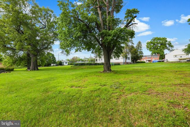 2005 EASTERN BLVD, Middle River, MD 21220