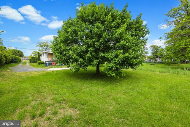 2005 EASTERN BLVD, Middle River, MD 21220