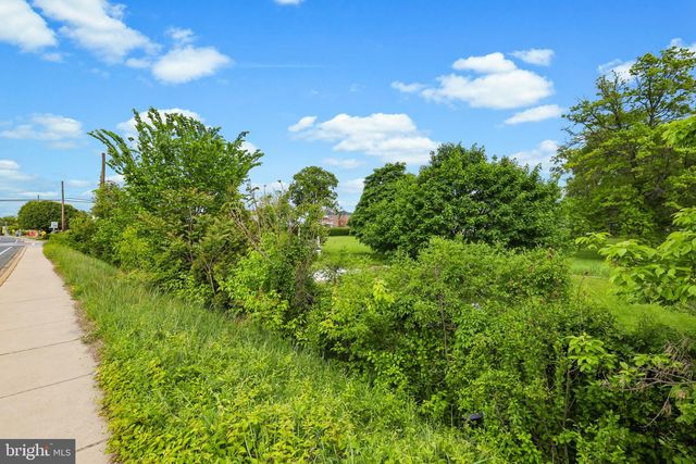 2005 EASTERN BLVD, Middle River, MD 21220