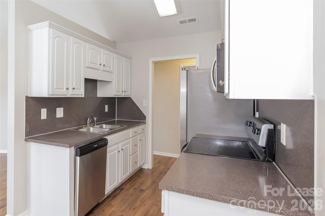 2117 Sebastiani Drive, Charlotte, NC 28214