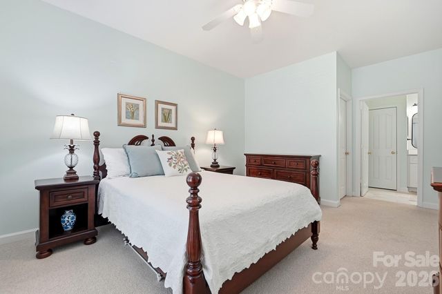 12358 Copper Mountain Boulevard 176 Garage, Charlotte, NC 28277