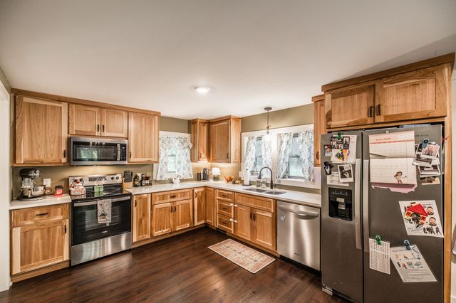 2076 Martins Chapel Church Rd, Springfield, TN 37172