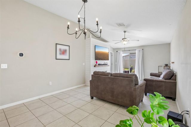 9415 LEMON DROP LOOP, Sun City Center, FL 33573