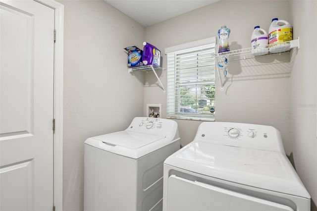 9415 LEMON DROP LOOP, Sun City Center, FL 33573