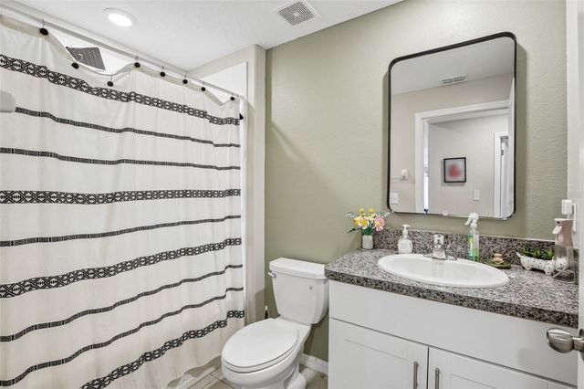 9415 LEMON DROP LOOP, Sun City Center, FL 33573