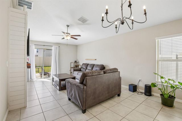 9415 LEMON DROP LOOP, Sun City Center, FL 33573