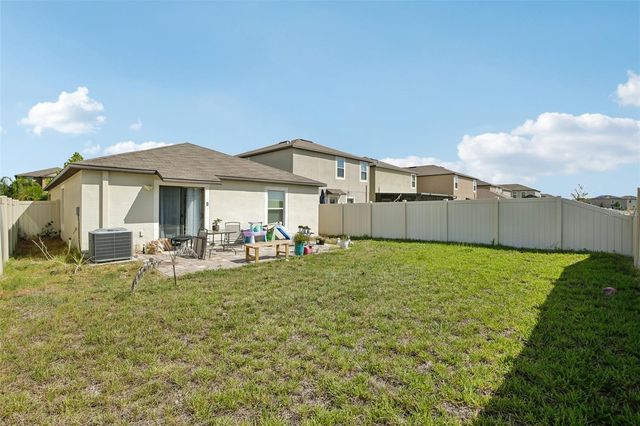 9415 LEMON DROP LOOP, Sun City Center, FL 33573