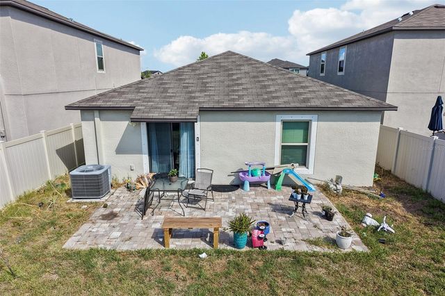 9415 LEMON DROP LOOP, Sun City Center, FL 33573