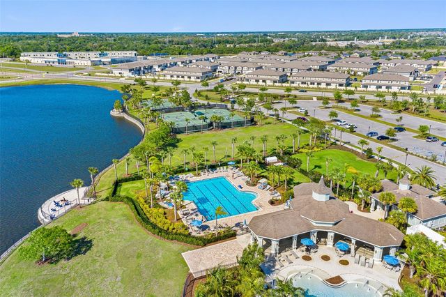 9415 LEMON DROP LOOP, Sun City Center, FL 33573