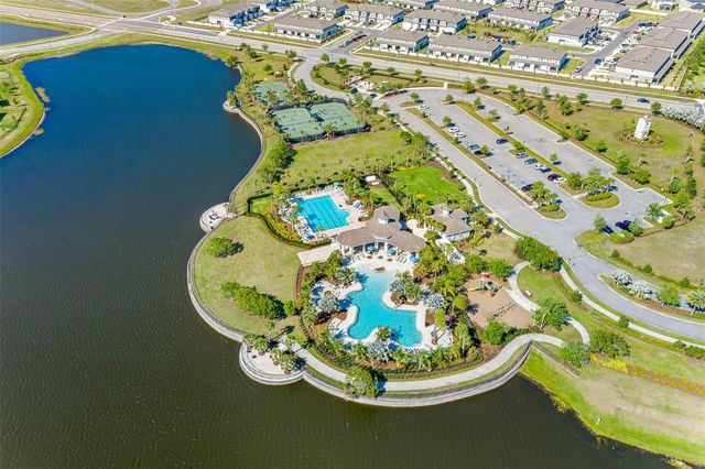 9415 LEMON DROP LOOP, Sun City Center, FL 33573