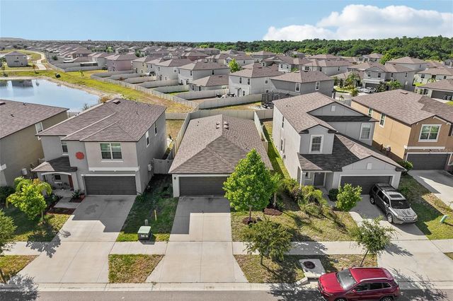 9415 LEMON DROP LOOP, Sun City Center, FL 33573