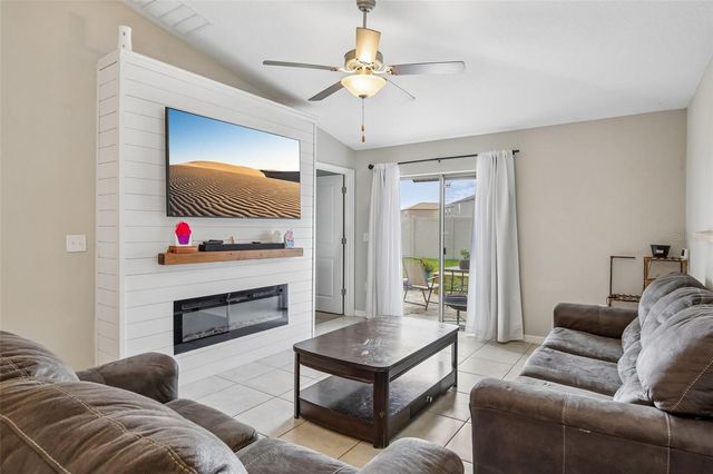 9415 LEMON DROP LOOP, Sun City Center, FL 33573