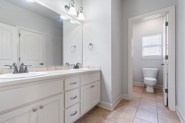 3714 W Cherokee Street, Rogers, AR 72758