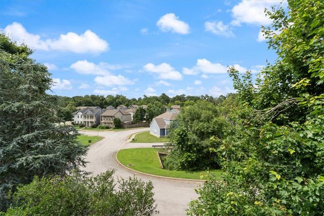 3714 W Cherokee Street, Rogers, AR 72758