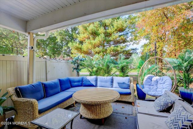 125 Bedford Place, Morganville, NJ 07751