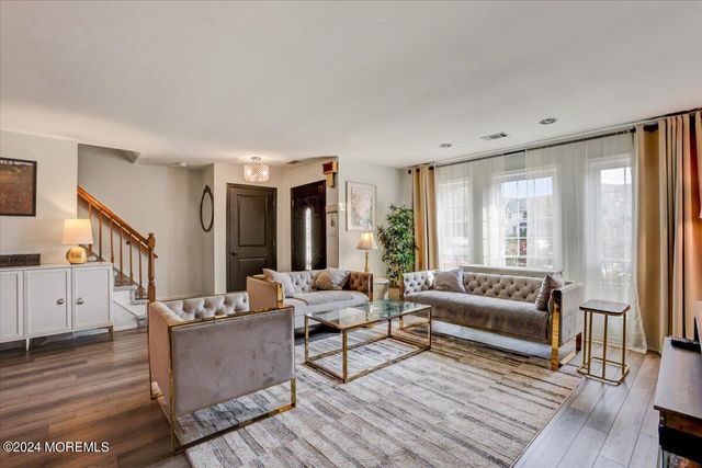 125 Bedford Place, Morganville, NJ 07751