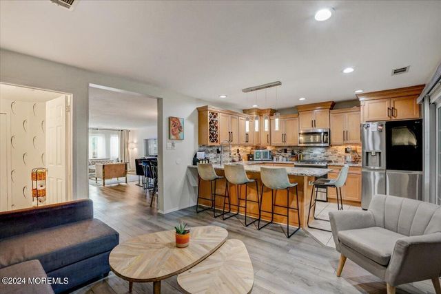 125 Bedford Place, Morganville, NJ 07751