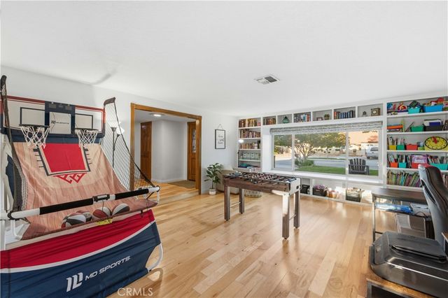 42911 Normandy, Lancaster, CA 93536