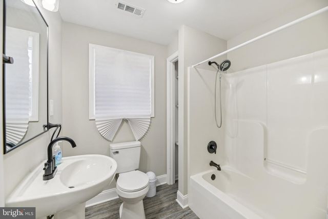 6975 ROSE LN, La Plata, MD 20646