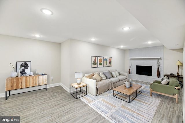 6975 ROSE LN, La Plata, MD 20646