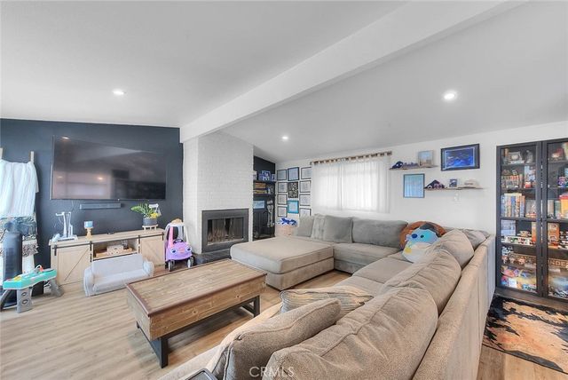 3832 Abbeywood, Whittier, CA 90601