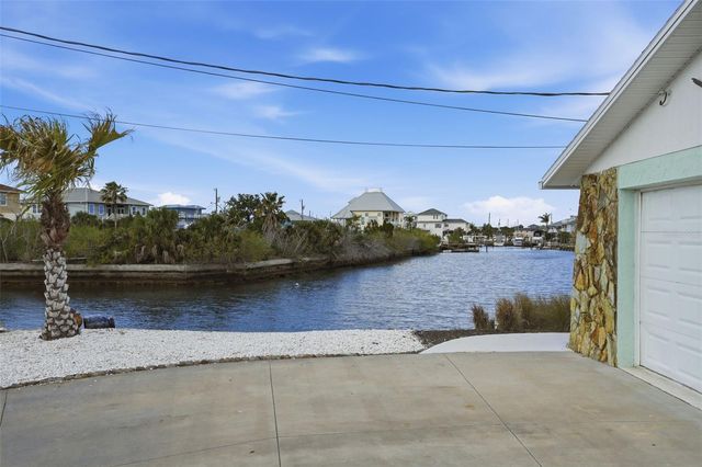 13822 MALCOLM AVENUE, Hudson, FL 34667