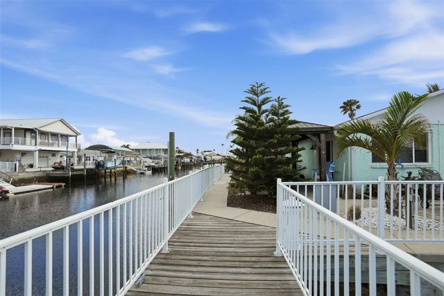 13822 MALCOLM AVENUE, Hudson, FL 34667