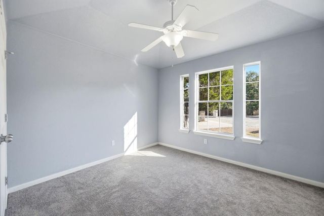 7 Caliche CT, Wimberley, TX 78676