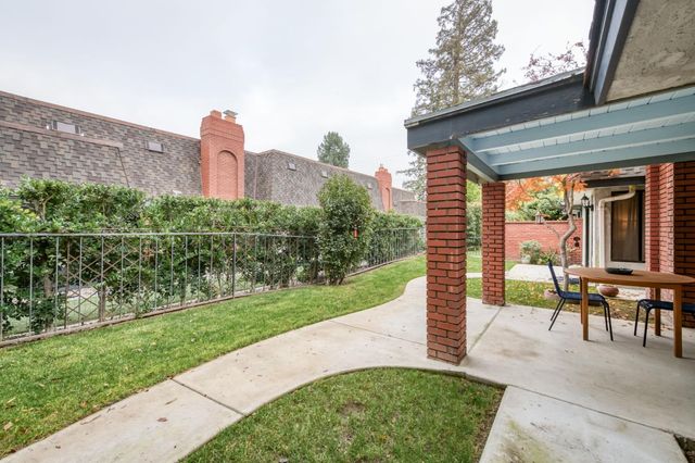 2808 W Downing Court W, Fresno, CA 93711