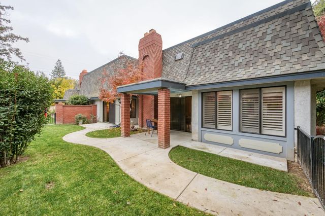 2808 W Downing Court W, Fresno, CA 93711