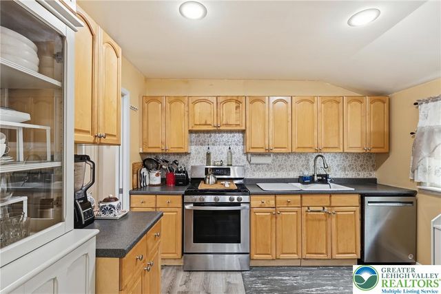 3635 Stephen Crane Lane, Hanover Twp, PA 18017