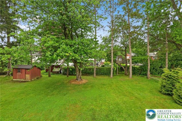 3635 Stephen Crane Lane, Hanover Twp, PA 18017