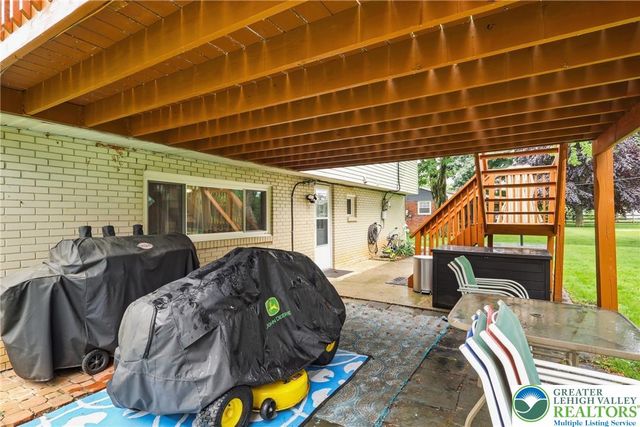 3635 Stephen Crane Lane, Hanover Twp, PA 18017