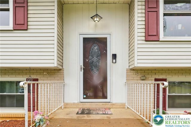 3635 Stephen Crane Lane, Hanover Twp, PA 18017