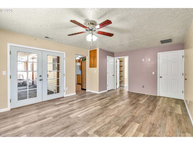 3006 Ne 127TH Ave, Vancouver, WA 98682