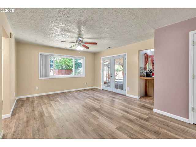 3006 Ne 127TH Ave, Vancouver, WA 98682