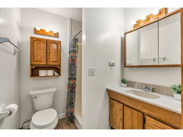 3006 Ne 127TH Ave, Vancouver, WA 98682