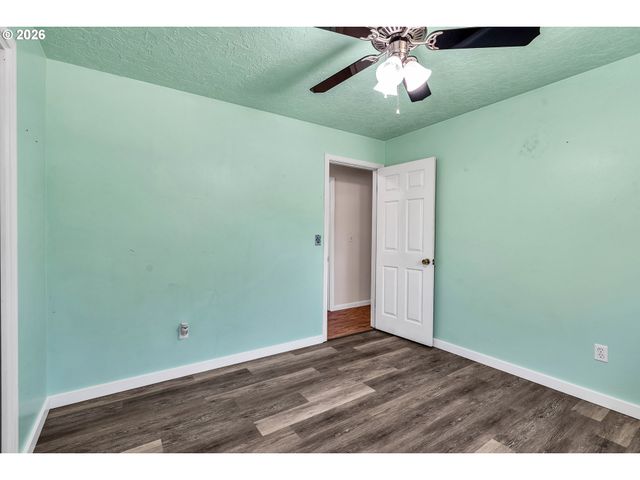 3006 Ne 127TH Ave, Vancouver, WA 98682