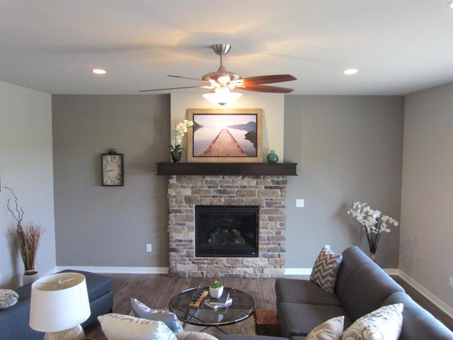 6639 Wagtail Way, Middleton, WI 53562